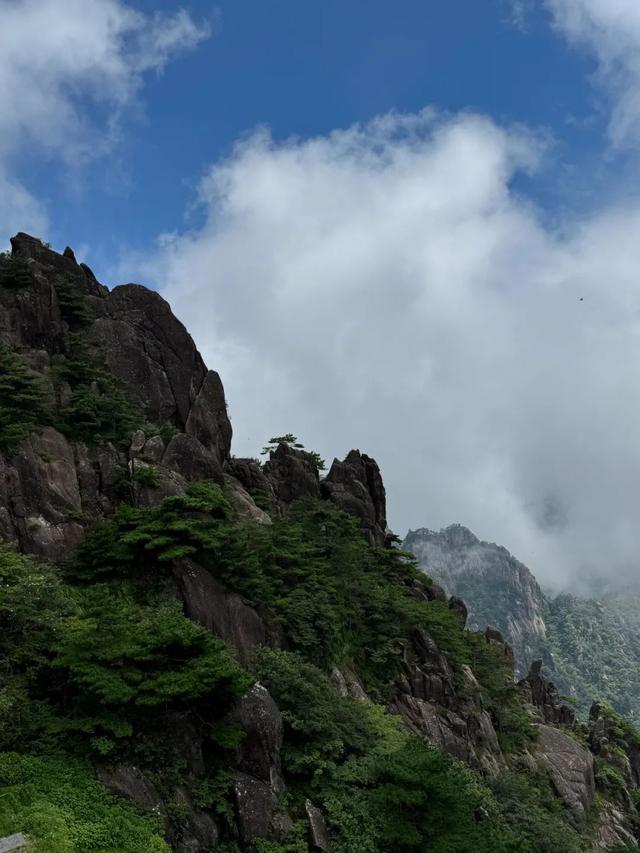 徒步三山五岳：安徽黄山！