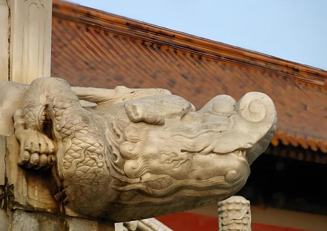 北京故宫价值几何？如果想买下来，全球富豪的财产加一起够买吗？