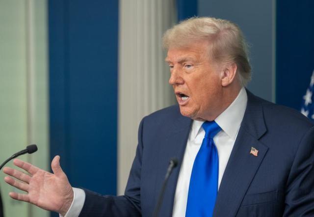 美防长通告全球，不支持改变台海现状，话音刚落，中方反将一军