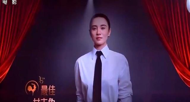 恭喜！易烊千玺斩获金鸡奖，四次提名终成最年轻影帝，宋佳获影后