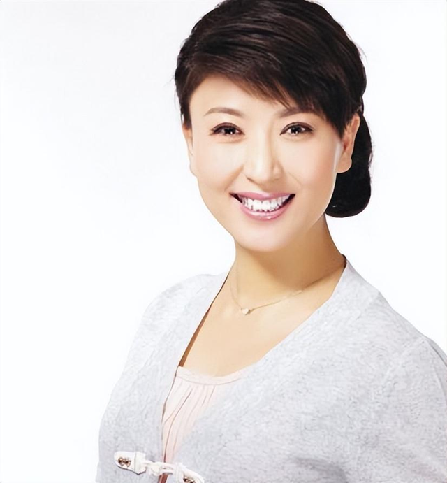 闫学晶事件后续又来了！官媒批评毫不留情，终为自己口无遮拦买单