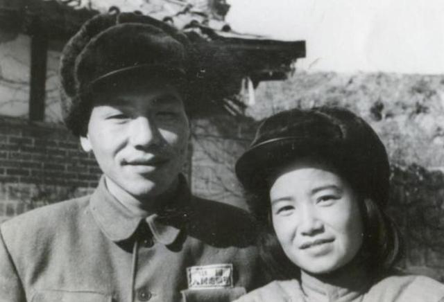 志愿军战歌获评一等奖，却不知给谁颁奖，词作者：我都不懂写歌词