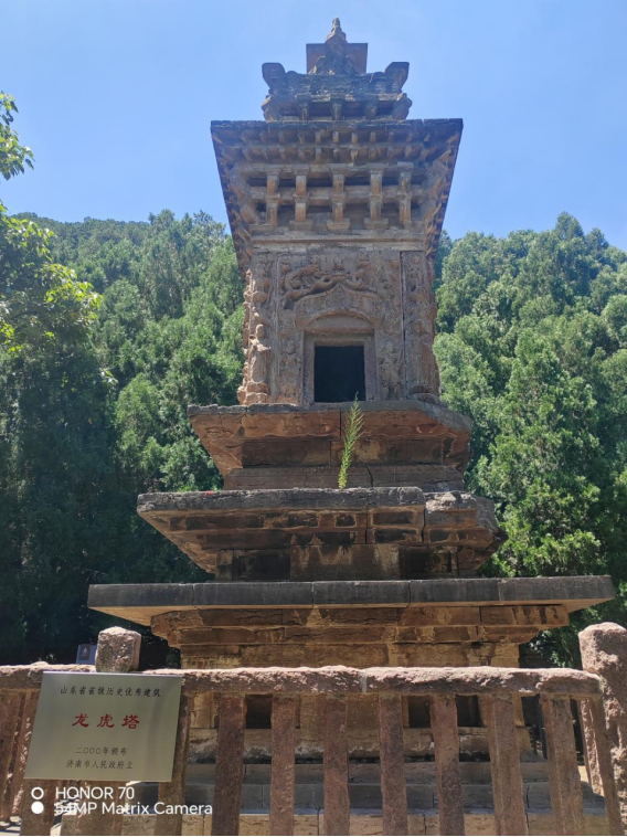 流憩遐观四门塔