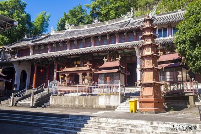 被一个沙石场和六个码头包围的法济禅寺,竟然内含关帝庙和小普陀