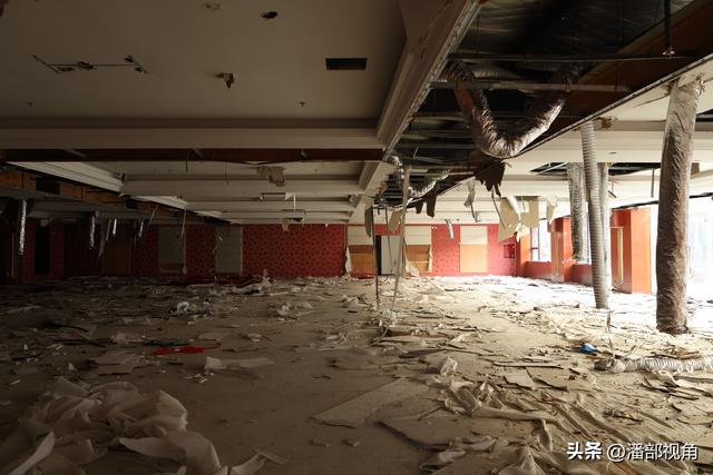 无锡记忆：2014.12，新区城际站的站前商贸街，建完不久就拆除了