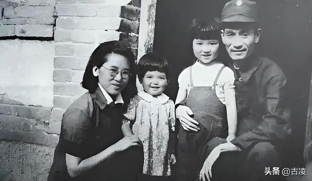 薄一波的两位亲家，一位开国将军，另一位官至副国级，分别是谁？