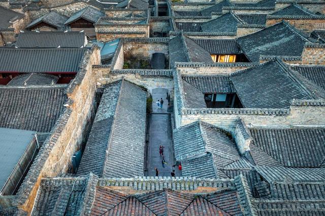 被严重低估的宝藏小县城，高铁直达！人少景美超安逸，周末就出发