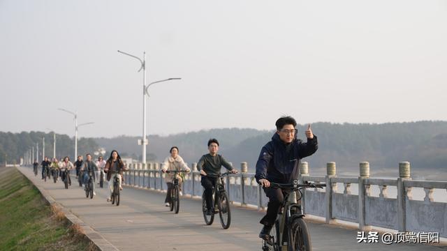 羊山新区：‌绿色骑行聚活力，围炉共话促成长‌