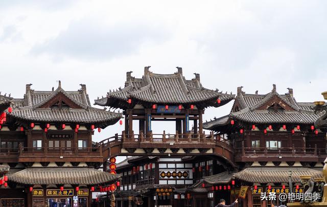 华严寺：“八大辽构”之七，拥有最美辽塑菩萨和最美古代书橱