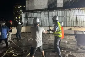 众志成城护家园 共克时艰展担当 风雨同舟抗摩羯 海口一建集团以党建为引领、以实际行动践行国企责任担当图片