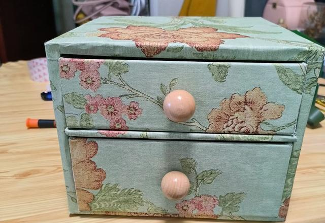 还得说年轻人：6个不花钱的收纳改造，好看还实用，家越住越舒服