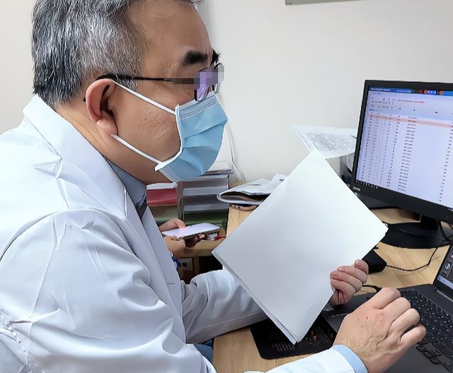 62岁大哥吃阿司匹林和利伐沙班，1年后复查，结果如何了