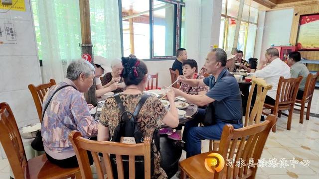 避暑旅游来习水 | 凉到要盖被，火到要抢位！这家避暑山庄重庆人抢滩认证