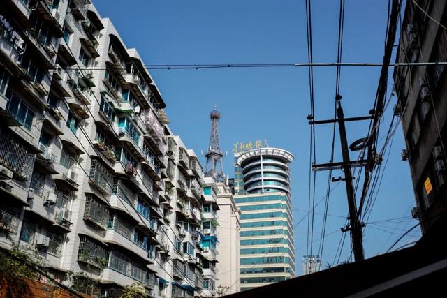 这个“名牌加身”的西南山城，正适合淡季来玩！