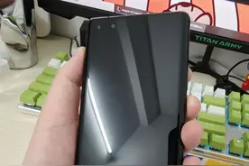 25年花了1500买了一个几年前的华为手机，用着竟然和新机差别不大图片