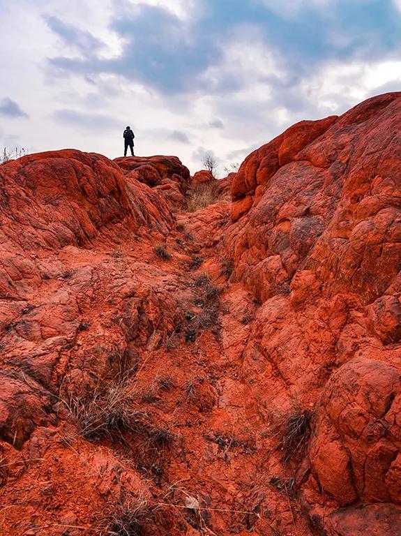 明光这片红石滩，美到让相机发烫
