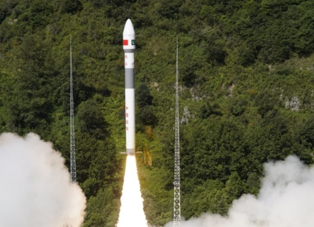 中国将巴基斯坦卫星送上太空意味啥