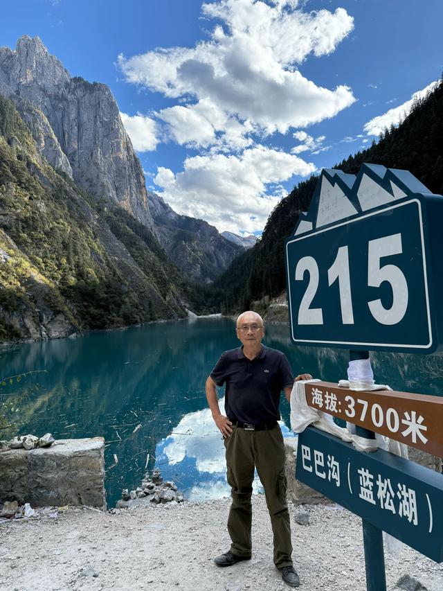 【秋驾长江】一妻多夫的康巴藏族+甘孜蓝松湖