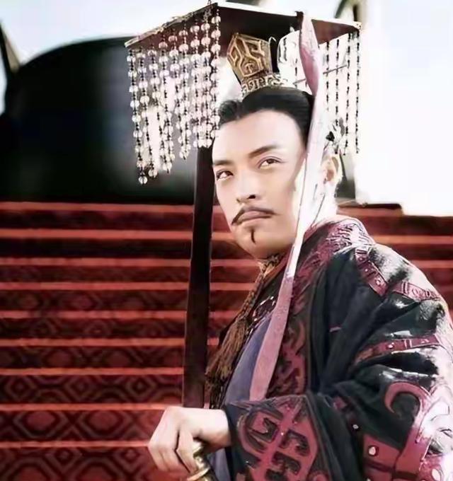 大秦启示录：六世奠基的铁血帝国，为何15年就灰飞烟灭？