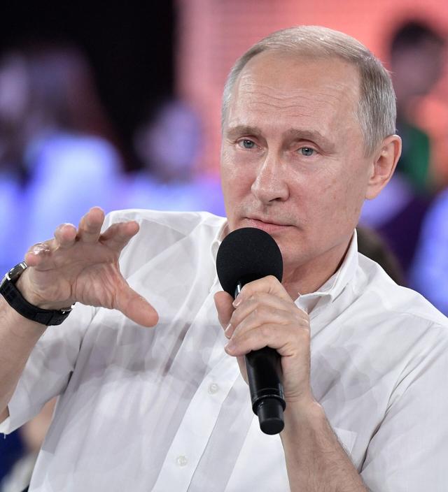 美国万万没想到，100%中国国产化的长江存储，在美国狂扁美国人