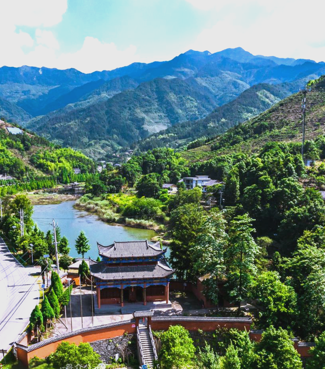 举办庖牛宴的临湘全貌