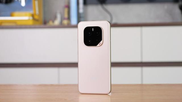 荣耀GT Pro，荣耀最强性能旗舰，值得买吗？