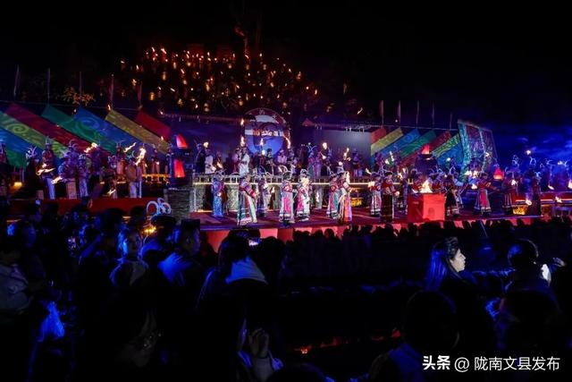 正月十五的白马山寨