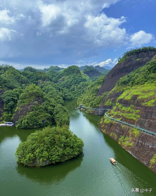 江西第一大县曝光！面积抵2.3个深圳，4.1个香港，126个澳门。