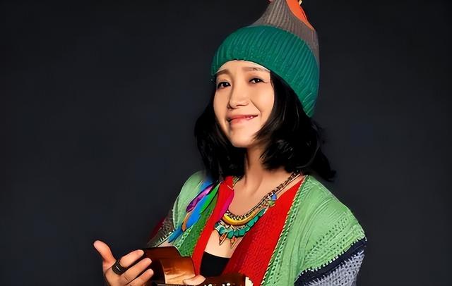 她5次上春晚，被恩师夺初夜，自杀未遂不幸流产，56岁却无人敢娶