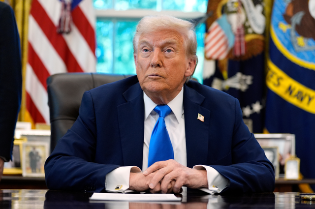 中国软硬兼施，对美“又拉又打”	，信号前所未有，特朗普高兴早了