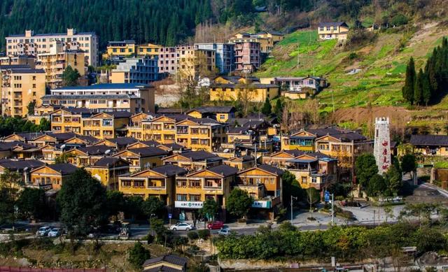 走，去水磨！在青瓦老街里“躺平”一个秋天