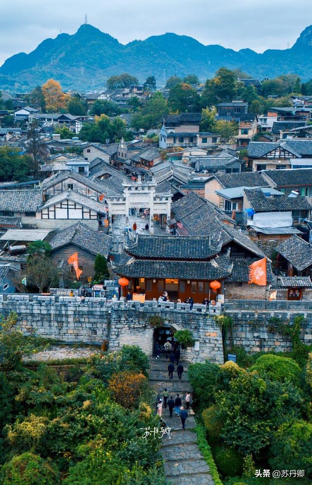 中国唯一没有平原的省，究竟有多“邪修”？贵州的山水过于惊艳