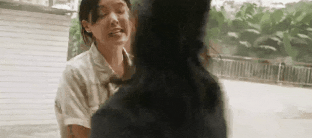 影后，就撕给他们看