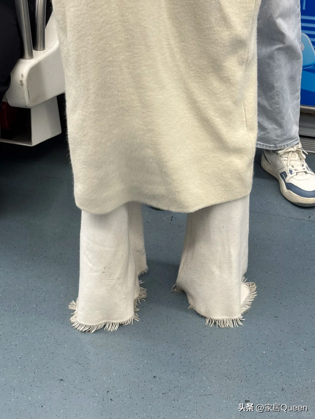 换季断舍离：秋天很短，别再买这6种裤子了，又丑又难穿！