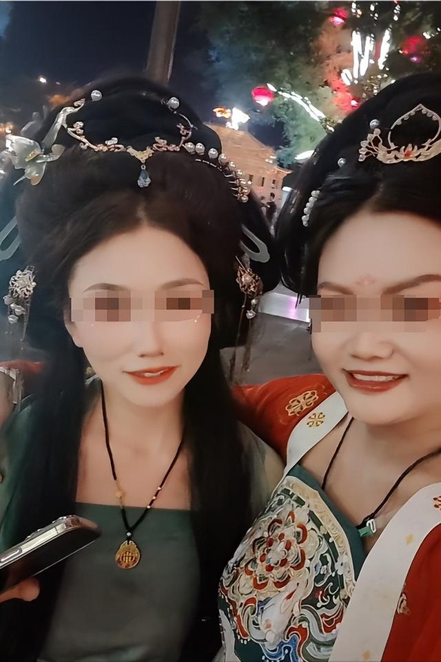 西安文旅沦陷！游客被打成脑震荡，商家嚣张堪比黑社会，警方介入
