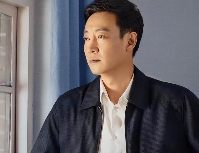 结婚19年痛失爱妻，辛柏青近况引人担忧，好友透露：不见任何人