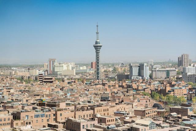 我是山东人，一家人去了趟新疆喀什，真有点想不明白这五件事