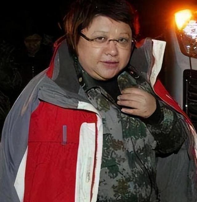 贪污上亿、假慈善？被实名举报的韩红，终于明白她终身不嫁的原因