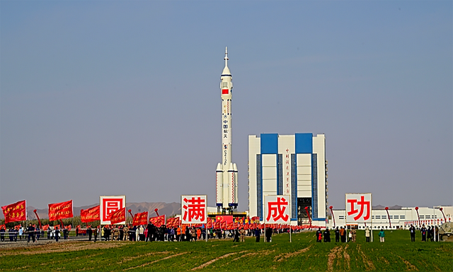奇怪了！神舟二十一号发射时间被曝光了？中国空间站已变轨！