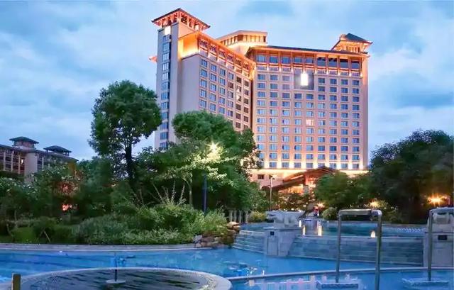 40年磨一剑！丰顺把地热电站变“摇钱树”，温泉经济火出圈