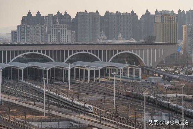 退休后跟着儿子到河北石家庄生活了一年，说实话我羡慕这的生活了