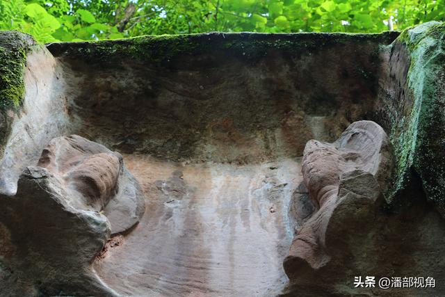 巴蜀石刻：寻访广安岳池坪滩东岩寺摩崖造像