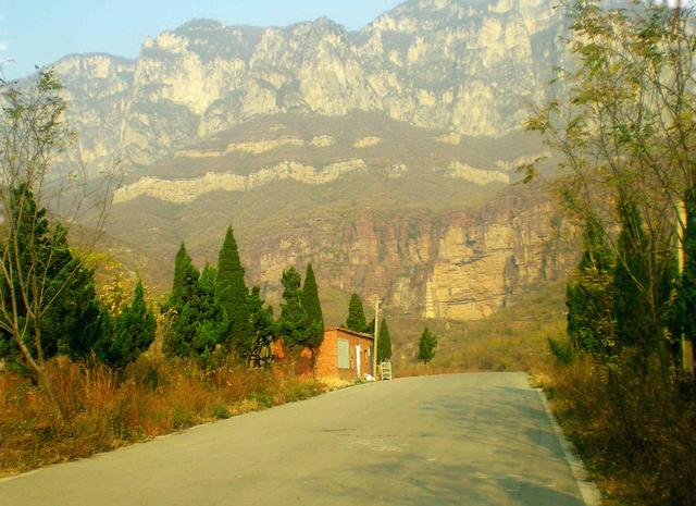 “中原走笔”之二 遥望百家岩