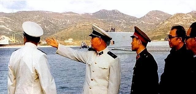 首次访华就不尊重我国？中国当场撤走仪仗队：摆正态度再来吧，