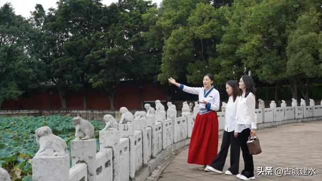 建水县各大景区对持证教师免费开放