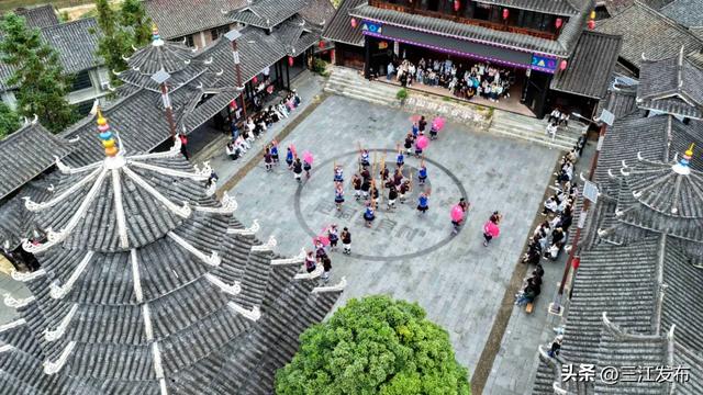 文旅融合绘新景 侗乡风情引客来