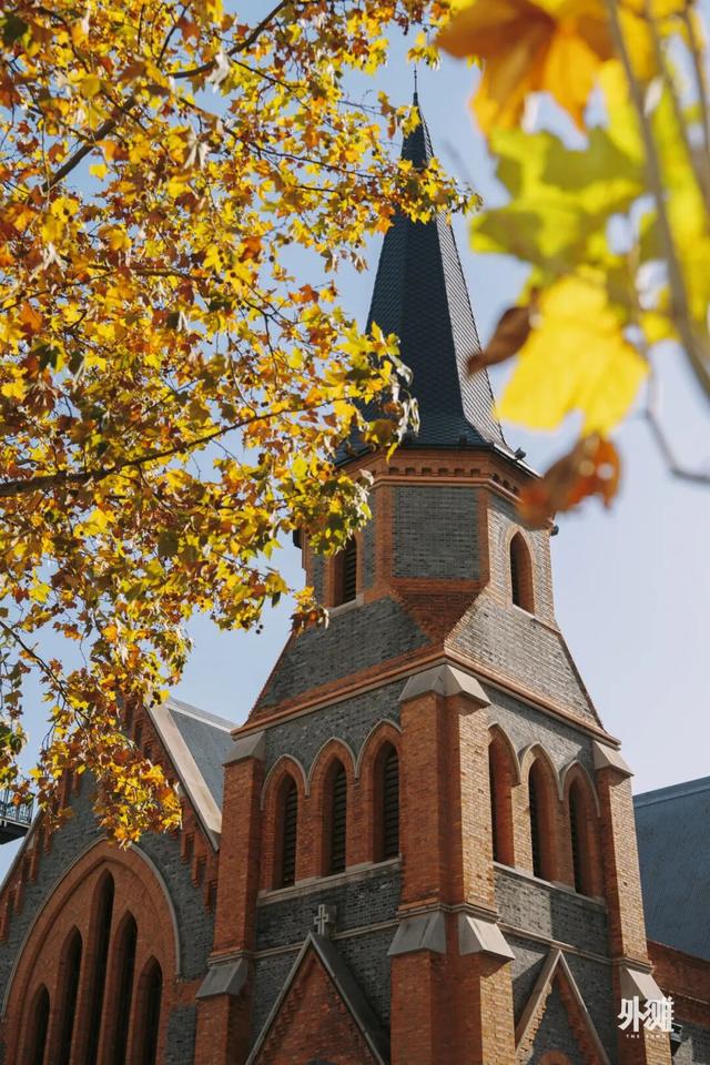 这里，是与世界同频的远见