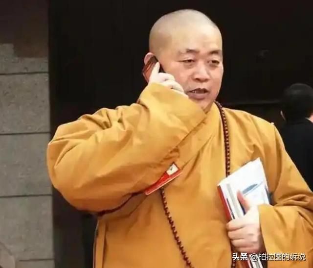 越扒越猛！释永信在少林寺有多爽，你根本想不到！难怪佛协再痛批