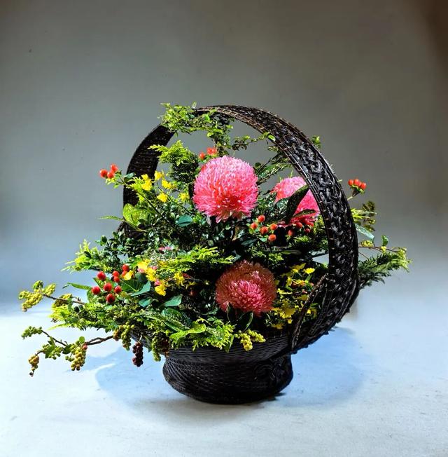 30个名师菊花插花作品，带你赏尽秋日好风景