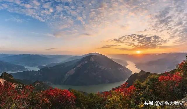 重庆文旅最新宣传口号:“雄奇山水，新韵重庆”值得商榷！